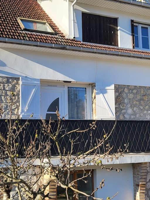Le Repozoir, Une Halte Entre Paris Et Disneyland Esterno foto